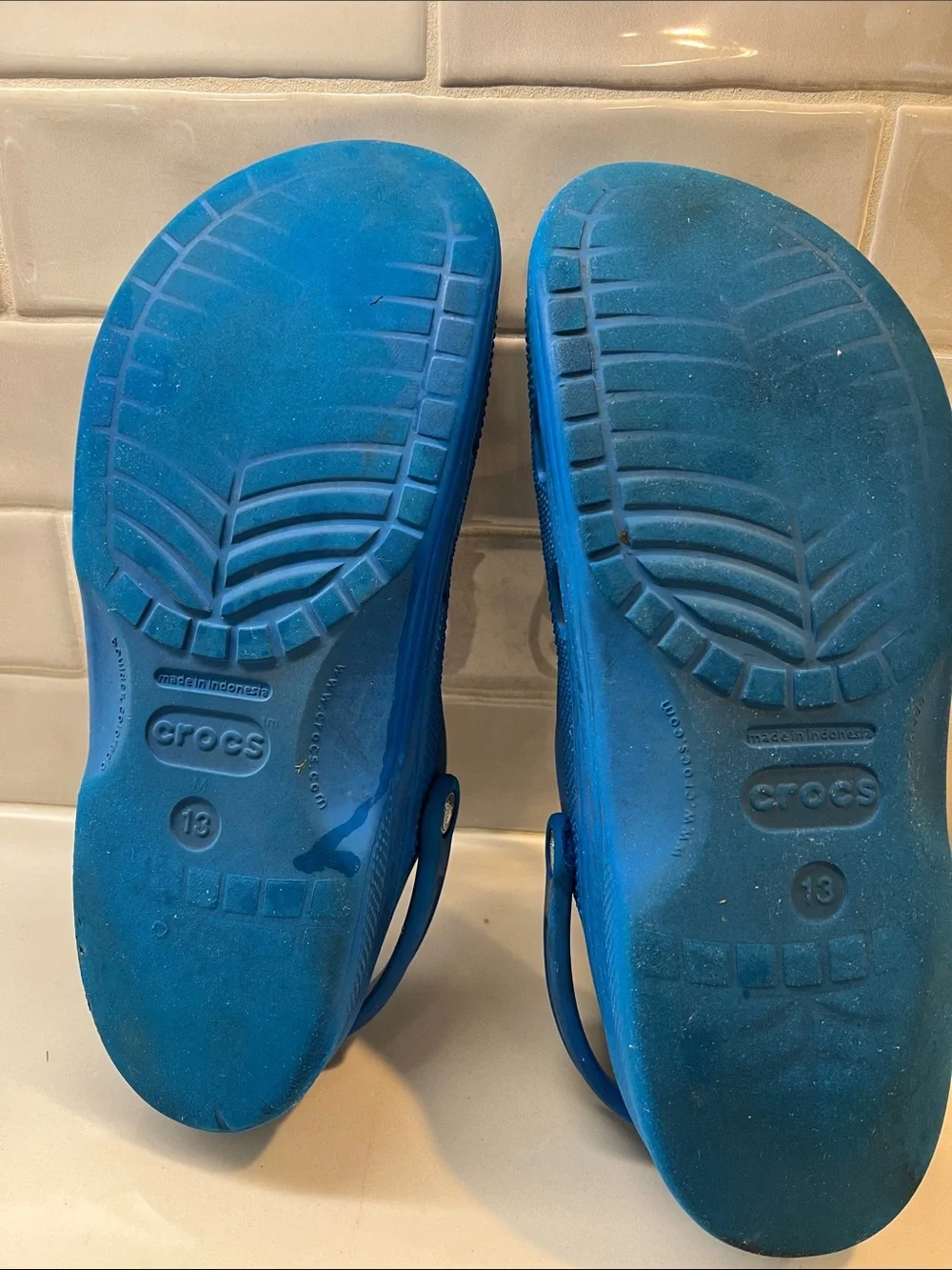 CROCS Men's  Classic Clog in Blue